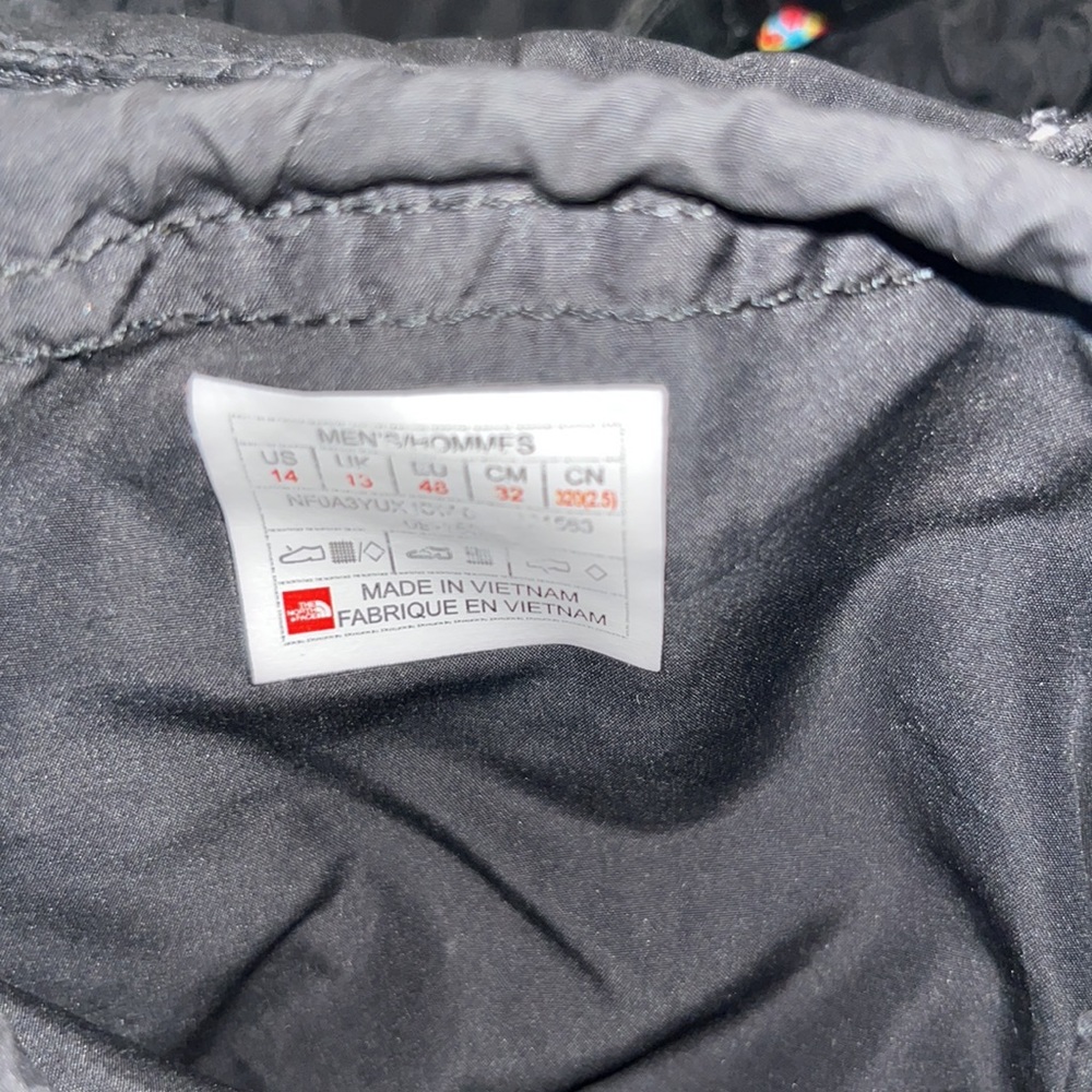 North Face - Picture 3 of 8